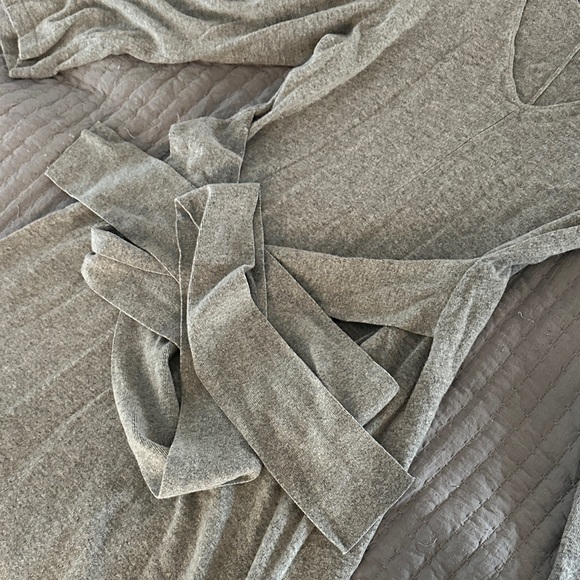 Jenni Kayne Heather Gray Knit Sweater Dress, Cashmere Wool Blend - Picture 4 of 6